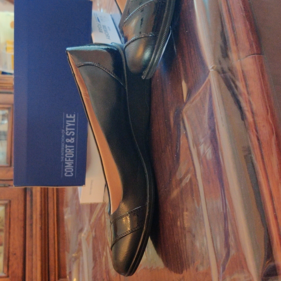 Black Ilara, Life Stride Memory Foam, size 8M - Picture 8 of 10